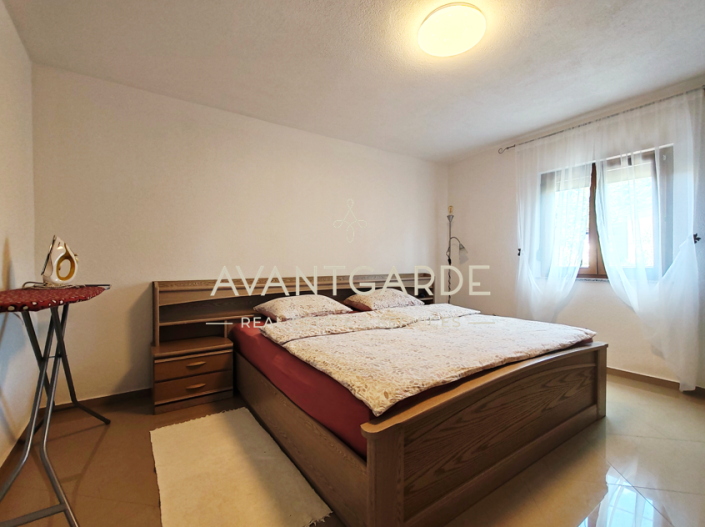 Image No.10-Maison de 5 chambres à vendre à Obrovac