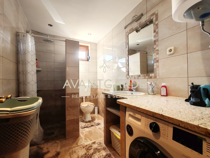 Image No.16-Maison de 5 chambres à vendre à Obrovac