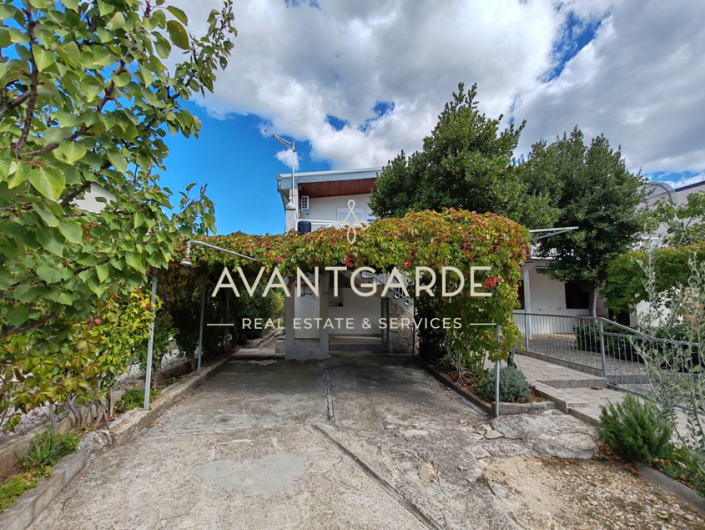 Image No.3-Maison de 5 chambres à vendre à Obrovac