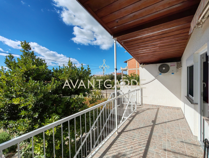 Image No.9-Maison de 5 chambres à vendre à Obrovac