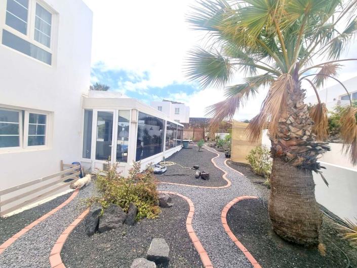 Image No.8-3 Bed Villa for sale