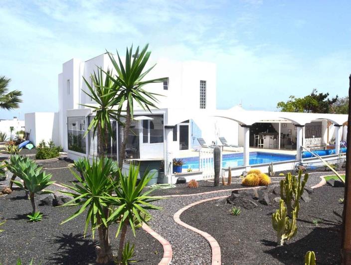 Image No.23-3 Bed Villa for sale