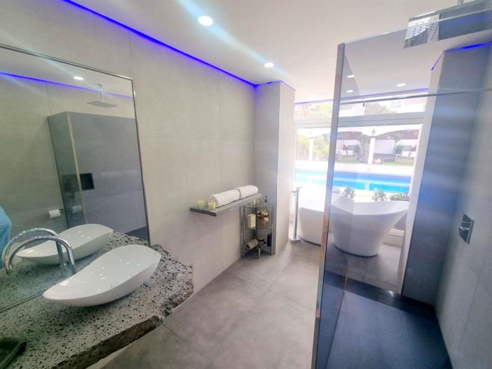 Image No.45-3 Bed Villa for sale