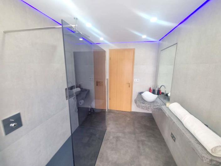 Image No.46-3 Bed Villa for sale