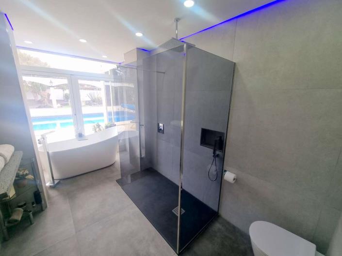 Image No.49-3 Bed Villa for sale