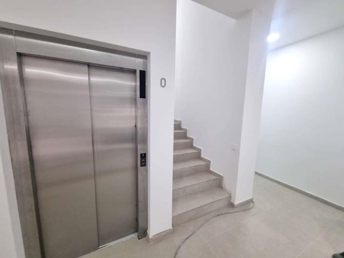 Image No.8-3 Bed Apartment for sale