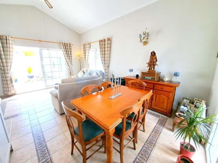 Image No.23-3 Bed Bungalow for sale