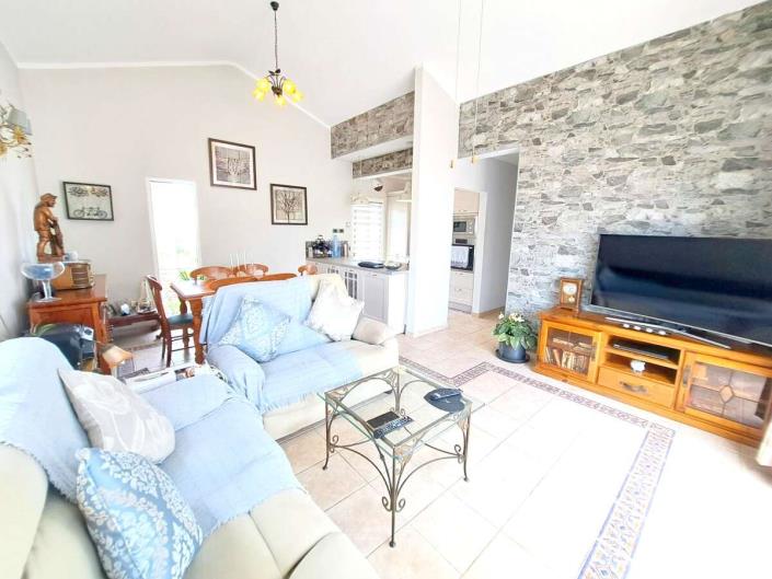 Image No.32-3 Bed Bungalow for sale