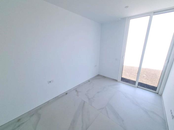 Image No.14-3 Bed Villa / Detached for sale