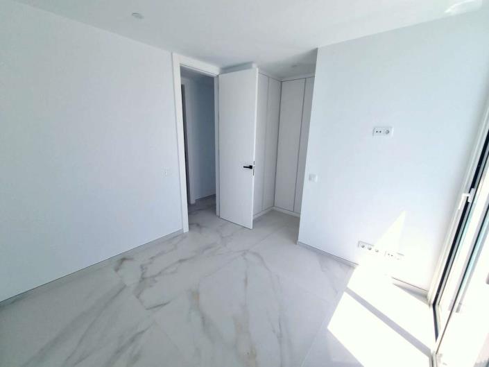 Image No.27-3 Bed Villa / Detached for sale