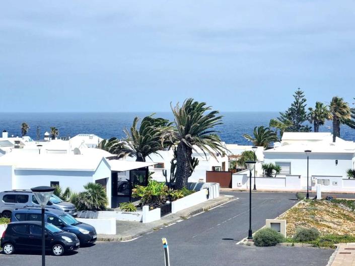 Image No.31-3 Bed Villa / Detached for sale