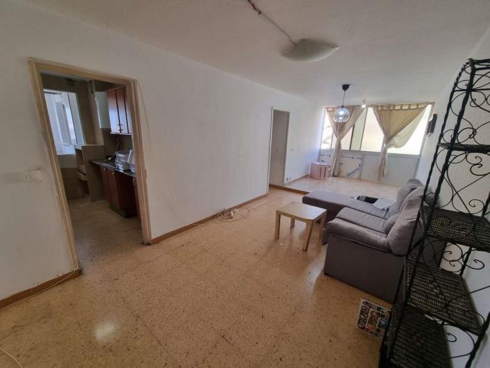 Image No.10-4 Bed Apartment for sale