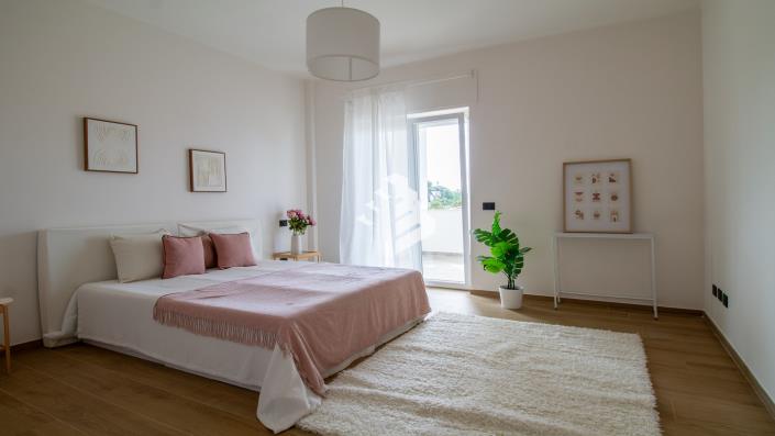 Image No.27-3 Bed Semi-Detached for sale