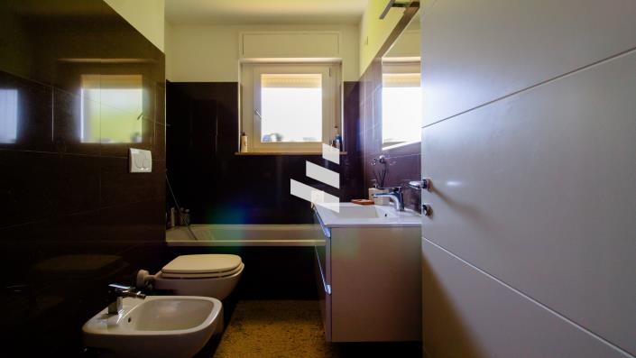 Image No.13-3 Bed Apartment for sale