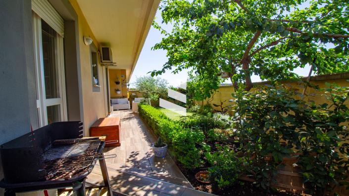 Image No.15-3 Bed Apartment for sale