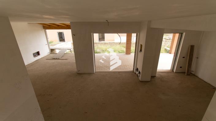 Image No.13-4 Bed Semi-Detached for sale