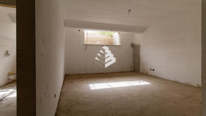 Image No.16-4 Bed Semi-Detached for sale