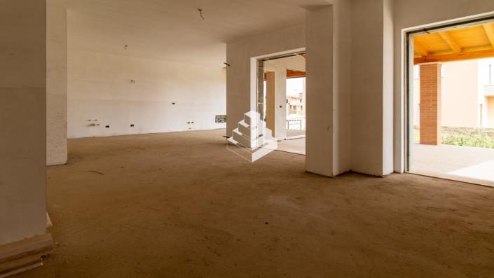 Image No.19-4 Bed Semi-Detached for sale