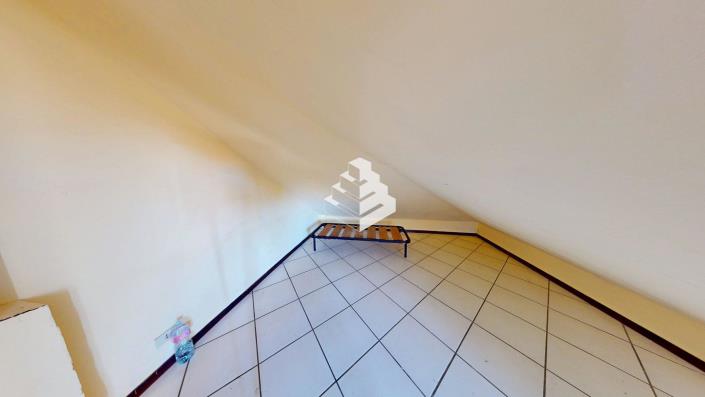 Image No.17-3 Bed Apartment for sale