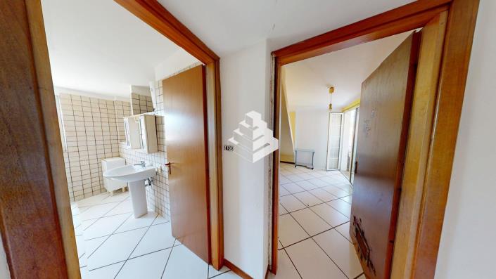 Image No.18-3 Bed Apartment for sale