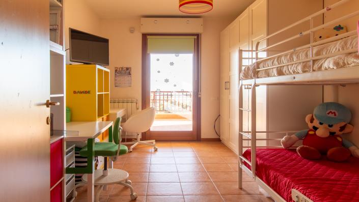 Image No.12-2 Bed Apartment for sale