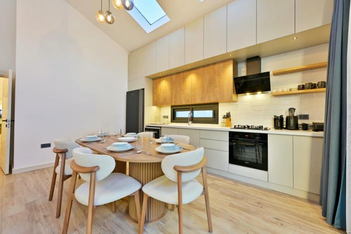 Image No.20-3 Bed Bungalow for sale