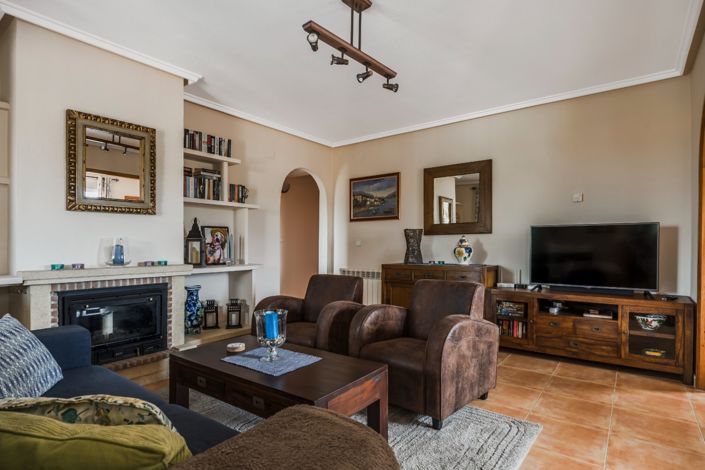 Image No.8-3 Bed Villa for sale