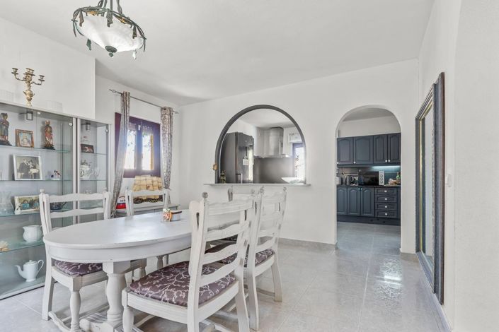 Image No.16-6 Bed Villa for sale