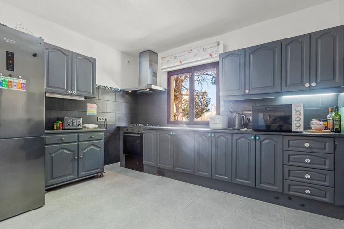 Image No.18-6 Bed Villa for sale