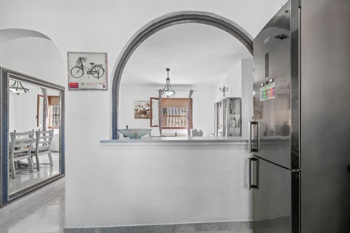 Image No.21-6 Bed Villa for sale