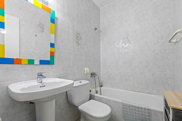 Image No.35-6 Bed Villa for sale