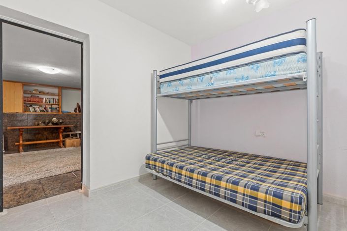 Image No.38-6 Bed Villa for sale