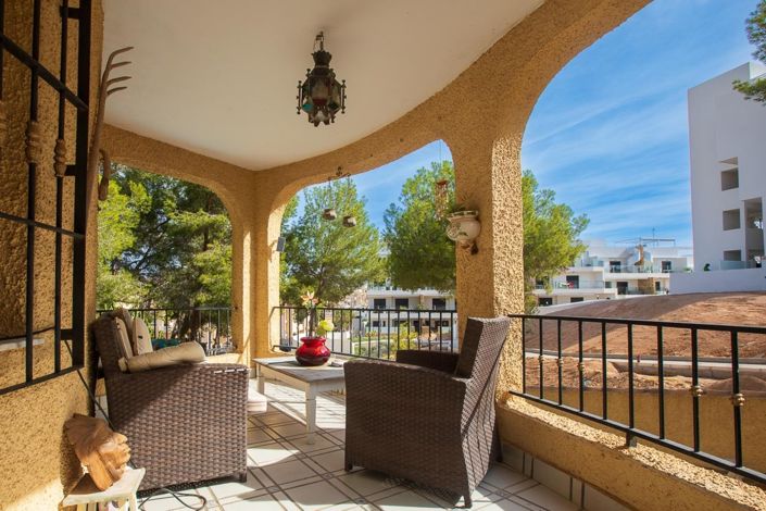 Image No.9-6 Bed Villa for sale