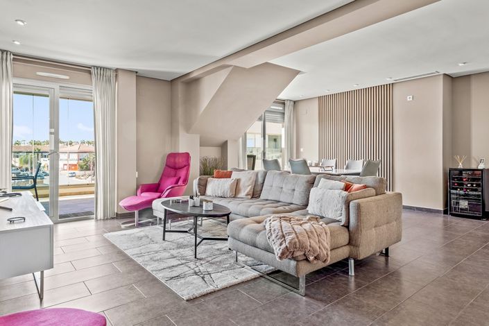 Image No.4-4 Bed Penthouse for sale