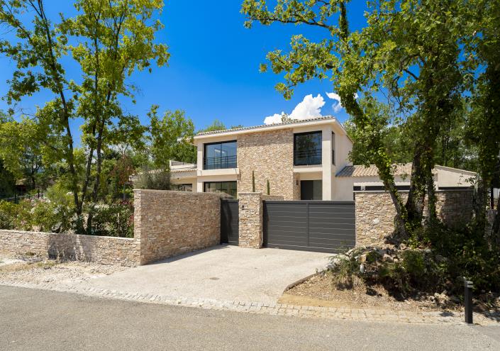 Image No.31-4 Bed Villa / Detached for sale