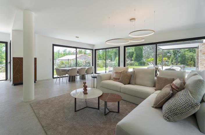 Image No.17-4 Bed Villa / Detached for sale