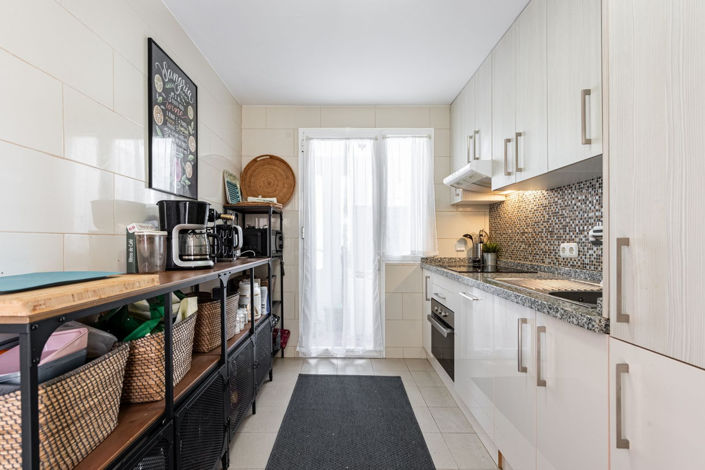 Image No.9-1 Bed Property for sale