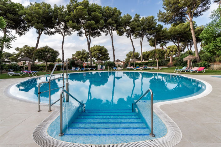 Image No.2-2 Bed Property for sale