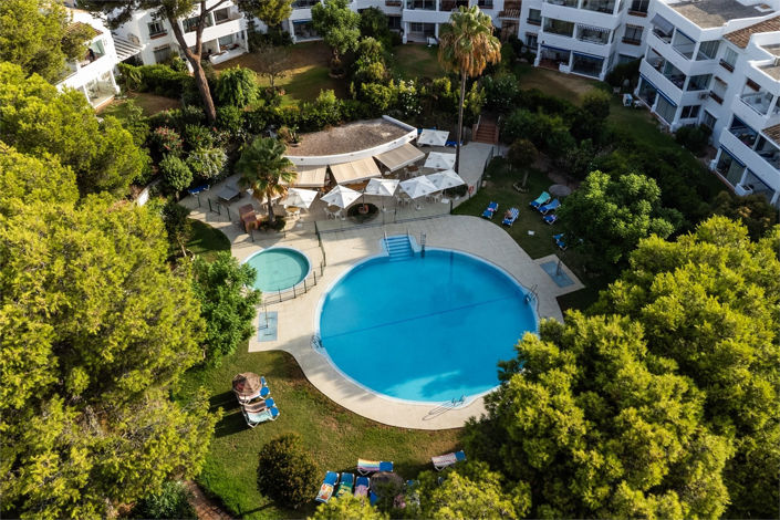 Image No.31-2 Bed Property for sale