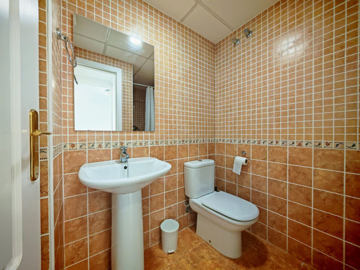 Image No.10-2 Bed Apartment for sale