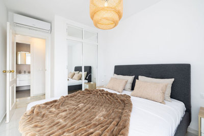 b98le8d7m9k3degpefzhs0lif8u4xzvzhwxtmggyekxx9