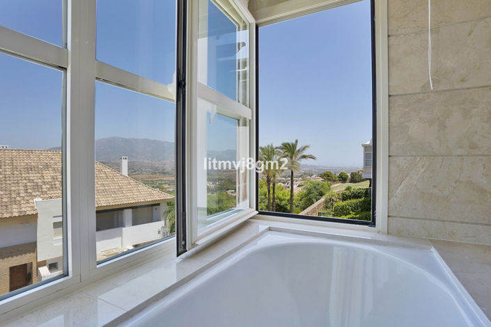 Image No.13-3 Bed House for sale