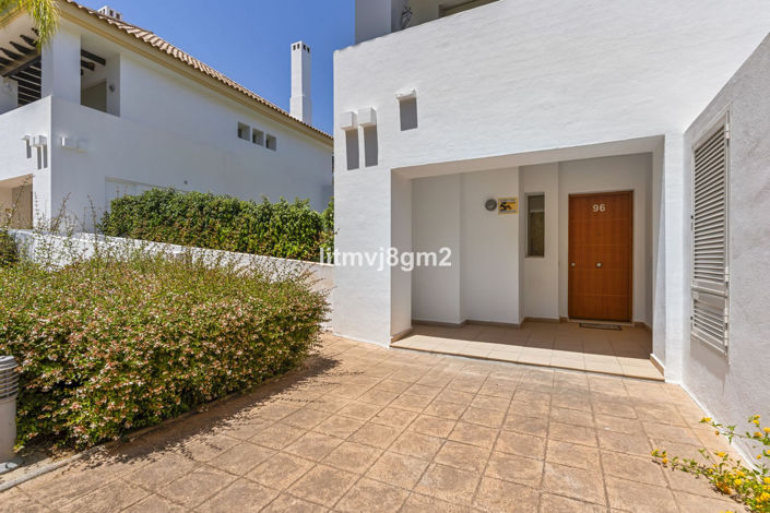 Image No.4-3 Bed House for sale