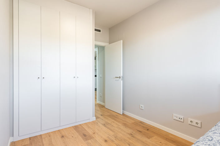 Image No.14-3 Bed Apartment for sale