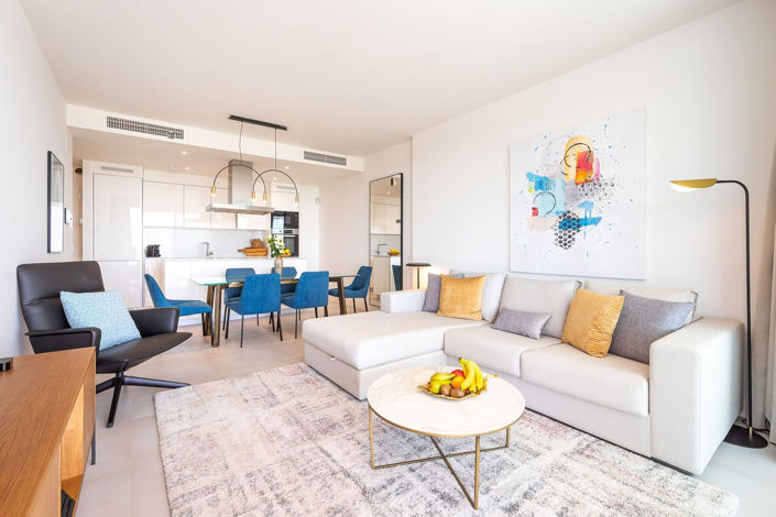 Image No.11-2 Bed Property for sale