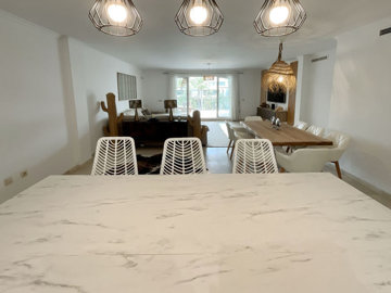 b98le8d7m9k3degpefzhs0lif8u4xzvzhwxtmggyekxx9