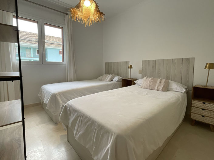 Image No.23-3 Bed Apartment for sale