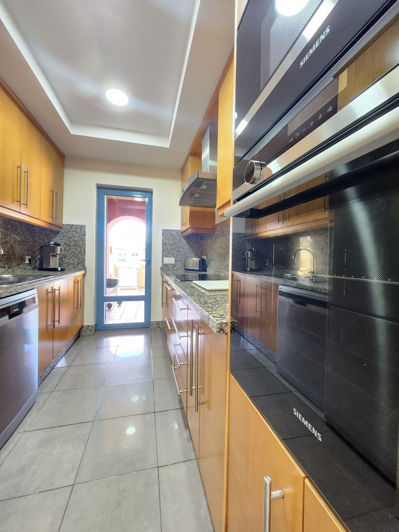 Image No.12-2 Bed Property for sale