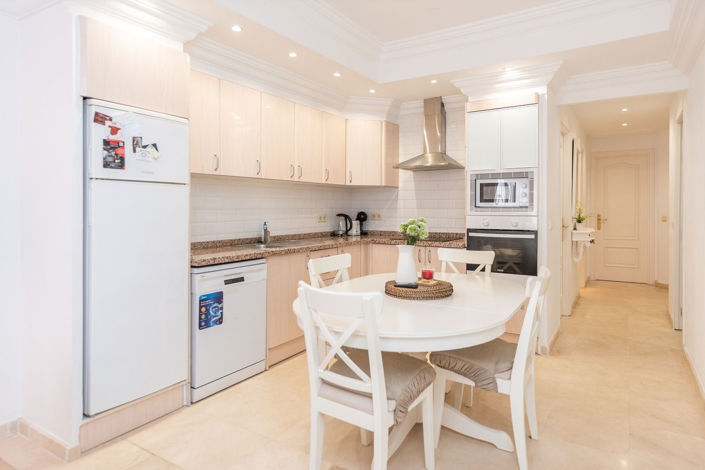 Image No.10-3 Bed Apartment for sale