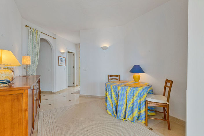 Image No.7-2 Bed Property for sale